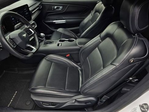 Used 2024 Ford Mustang Premium image 15
