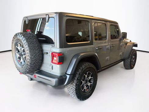 Used 2021 Jeep Wrangler Unlimited Rubicon w/ Steel Bumper Group AWD/4WD image 9