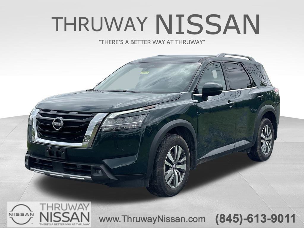 Certified 2025 Nissan Pathfinder SL AWD/4WD image 1