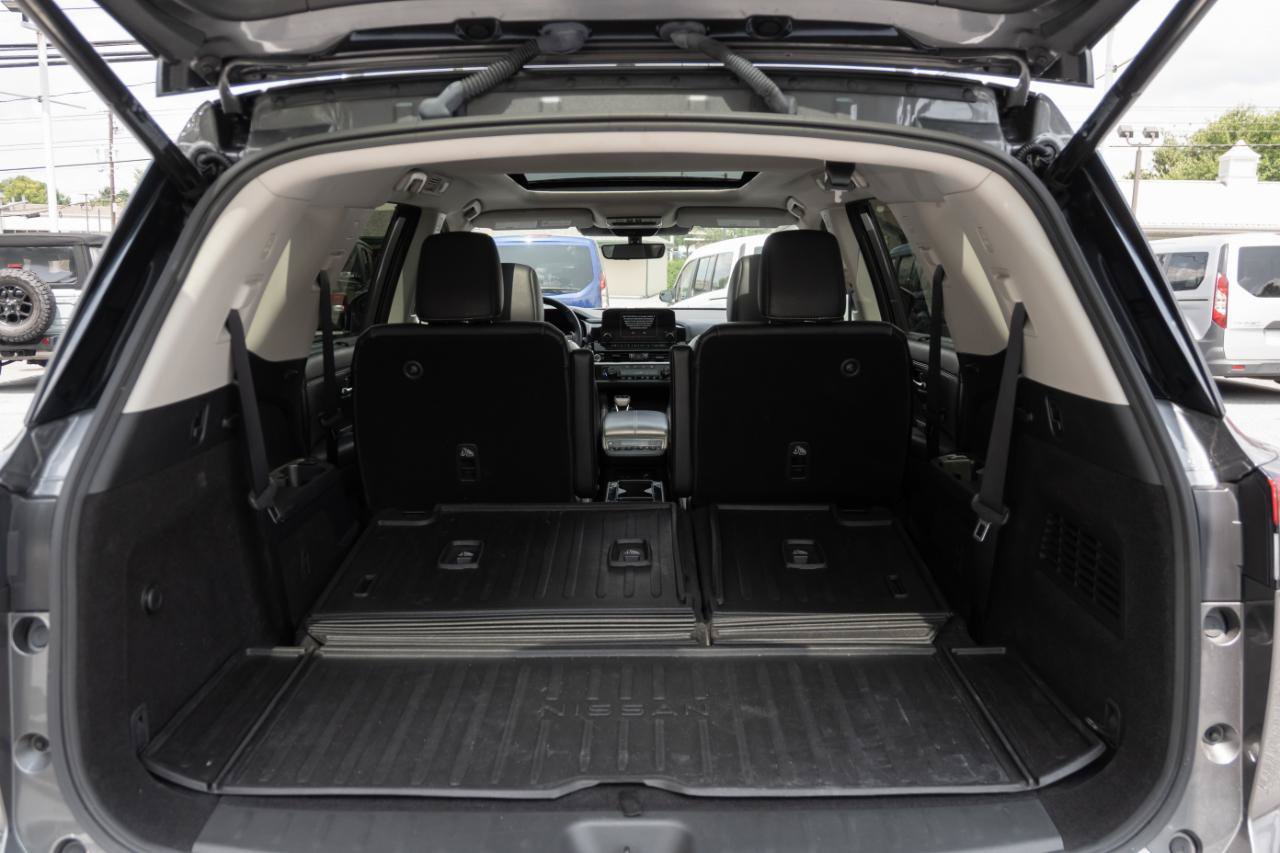 Used 2023 Nissan Pathfinder Platinum AWD/4WD image 21
