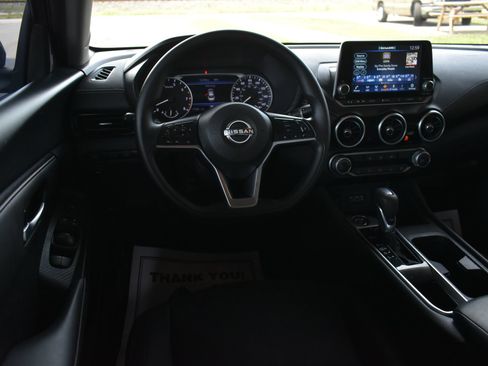 Used 2025 Nissan Sentra SV w/ Trunk Package FWD image 17
