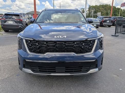 Used 2026 Kia Sorento S FWD image 8