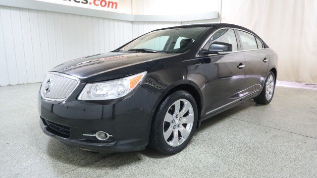 Used 2011 Buick LaCrosse CXL FWD image 2