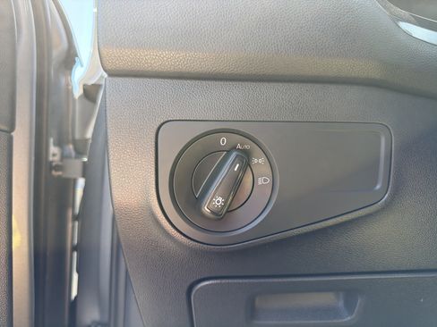 Used 2024 Volkswagen Tiguan S AWD/4WD image 13