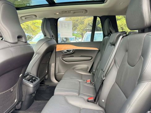 Certified 2025 Volvo XC90 B6 Ultra image 16