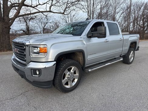 Used 2018 GMC Sierra 2500 SLE w/ HD SLE Preferred Plus Package image 1