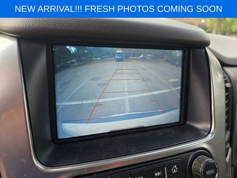 Used 2018 Chevrolet Suburban Premier AWD/4WD image 13