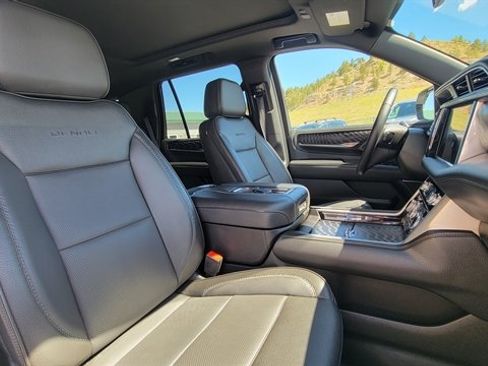 Used 2023 GMC Yukon Denali AWD/4WD image 50