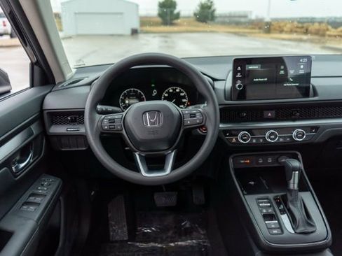 Used 2025 Honda CR-V EX image 10