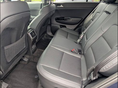 Used 2021 Kia Sportage EX FWD image 12