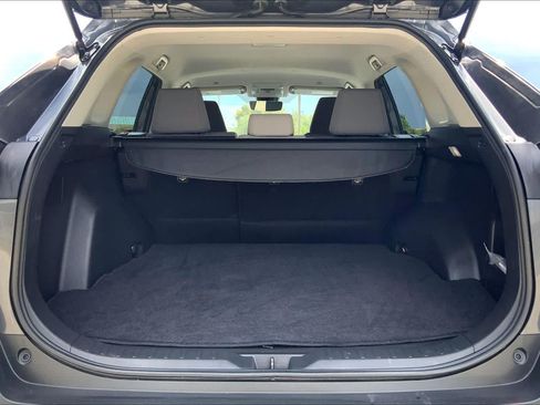 Used 2025 Toyota RAV4 XLE FWD image 34