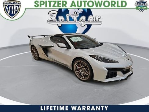 New 2026 Chevrolet Corvette Z06 w/ LPO, Roadside Safety Package image 2