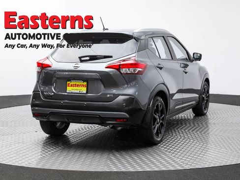 Used 2020 Nissan Kicks SR FWD image 5