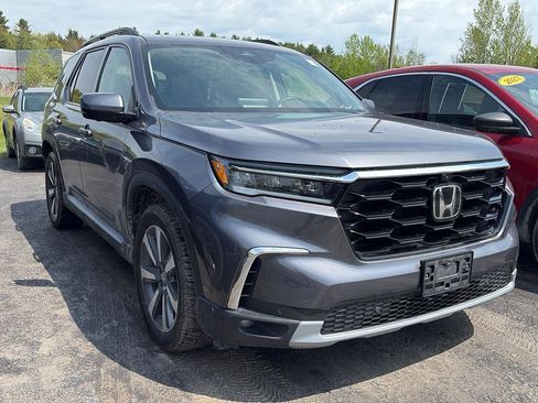 Certified 2023 Honda Pilot Elite image 2