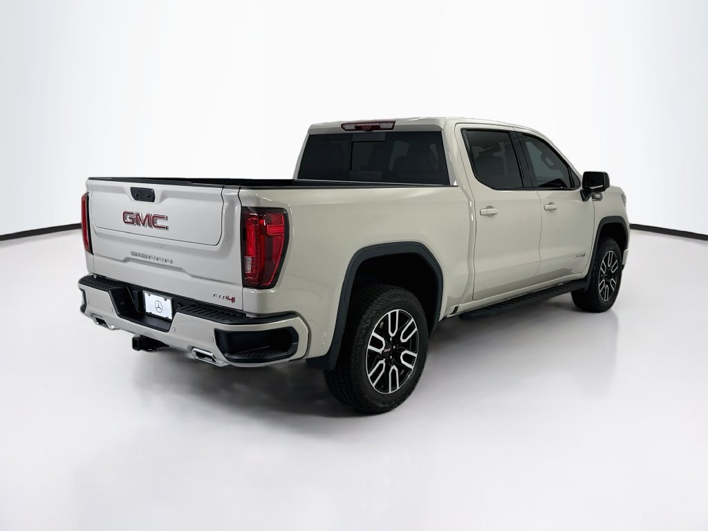 Used 2026 GMC Sierra 1500 AT4 w/ Technology Package AWD/4WD image 5