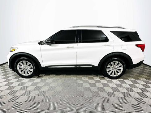Used 2023 Ford Explorer Limited w/ Equipment Group 301A image 4