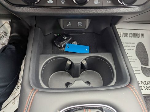 New 2026 Honda HR-V Sport image 18