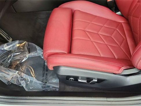 Used 2025 BMW i5 eDrive40i w/ M Sport Package image 33