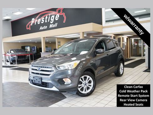 Used 2017 Ford Escape SE w/ SE Cold Weather Package AWD/4WD image 1