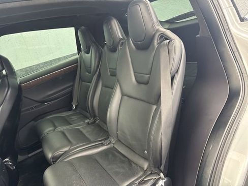 Used 2016 Tesla Model X 90D image 27