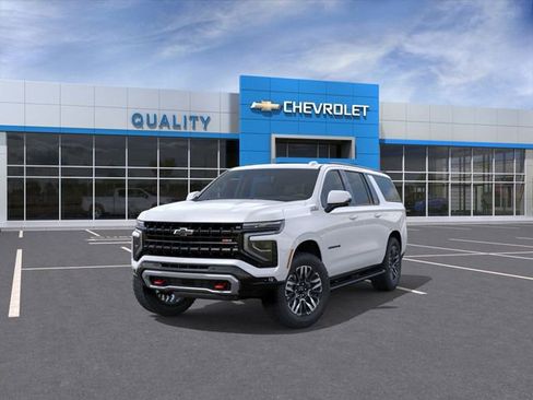 New 2026 Chevrolet Suburban Z71 image 8