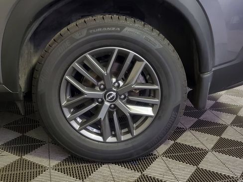 Used 2023 Nissan Rogue S AWD/4WD image 8