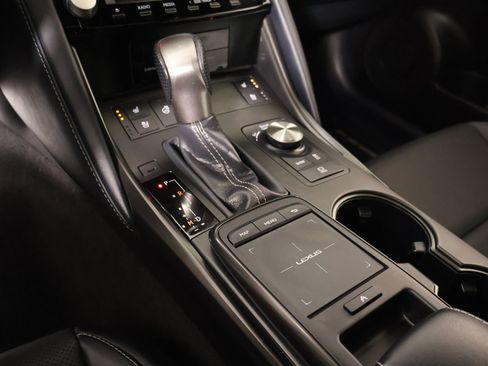 Used 2021 Lexus IS 350 F Sport w/ Dynamic Handling Package AWD/4WD image 9