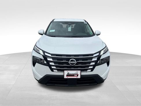 New 2026 Nissan Rogue SV image 9