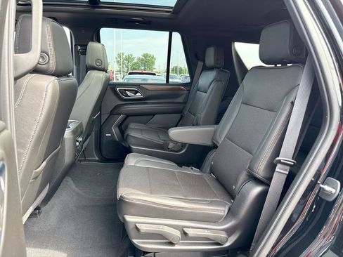 Used 2021 Chevrolet Tahoe High Country w/ Premium Package AWD/4WD image 23