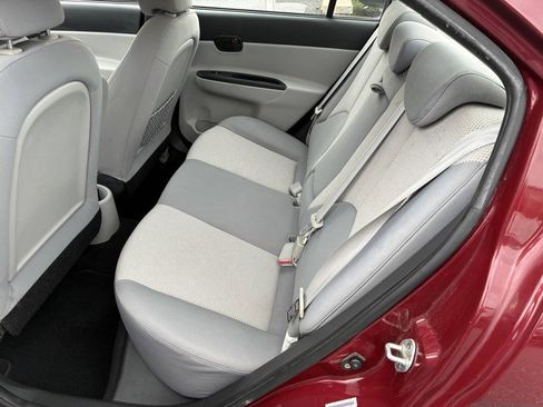 Used 2011 Hyundai Accent GLS w/ Premium Pkg 4 image 13