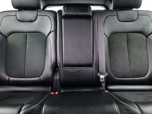 Used 2024 Jeep Grand Cherokee Altitude image 16