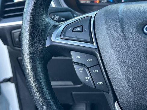 Used 2024 Ford Edge SEL image 24