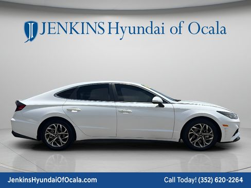 Used 2022 Hyundai Sonata SEL w/ Cargo Package FWD image 2