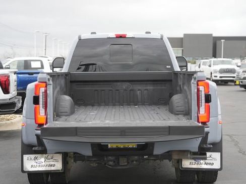 Used 2026 Ford F450 Platinum w/ Platinum Plus Package image 32