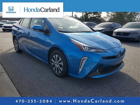 Used 2020 Toyota Prius XLE image 3