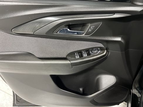 Used 2022 Chevrolet TrailBlazer LT w/ LPO, Blackout Package image 19