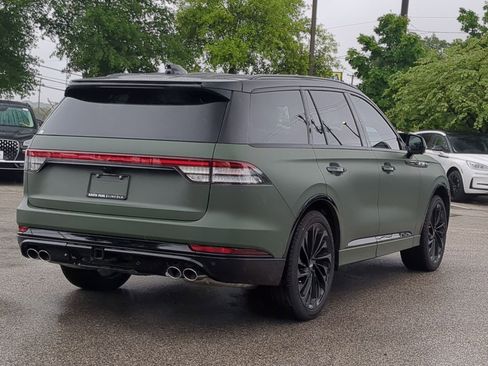New 2026 Lincoln Aviator Reserve w/ Jet Appearance Package RWD image 3