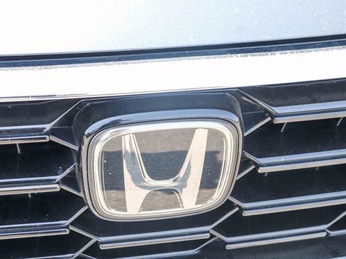 Used 2024 Honda CR-V EX-L image 6