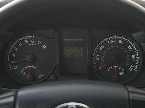 Used 2017 Toyota Tacoma SR w/ Tow Package AWD/4WD image 24