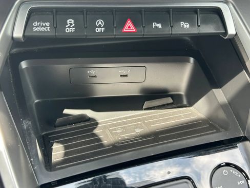 Used 2024 Audi A3 2.0T Premium FWD image 38
