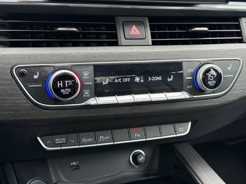 Used 2024 Audi A4 2.0T Premium Plus image 27