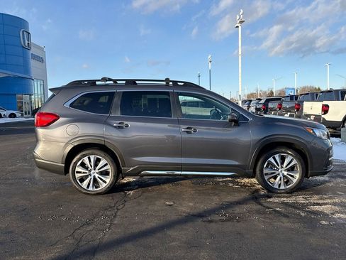 Used 2022 Subaru Ascent Limited w/ Popular Package #4 image 12