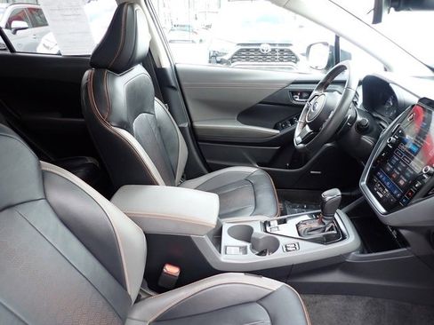 Used 2024 Subaru Crosstrek 2.5i Limited w/ Crosstrek Mirror Package image 3