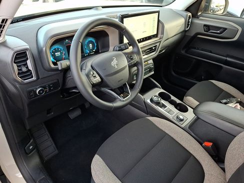 Used 2025 Ford Bronco Sport Big Bend w/ Convenience Package image 16