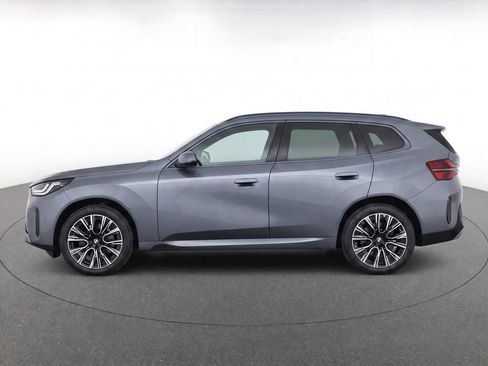 Used 2025 BMW X3 xDrive30i AWD/4WD image 6