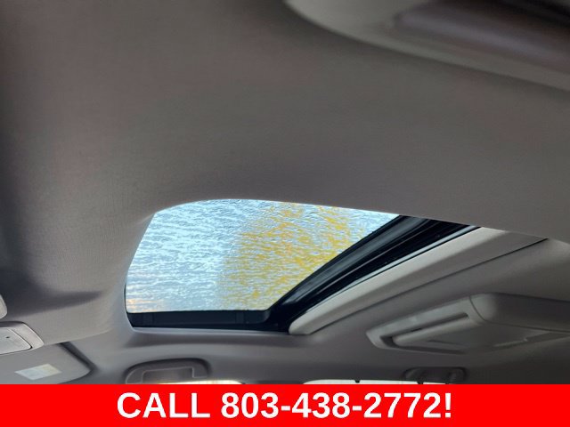 Used 2016 Honda Pilot Touring image 11