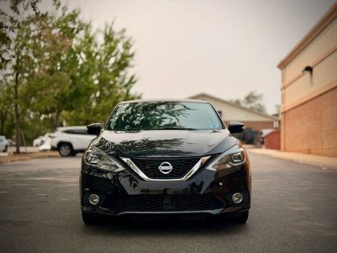 Used 2017 Nissan Sentra SR Turbo w/ SR Midnight Edition FWD image 2