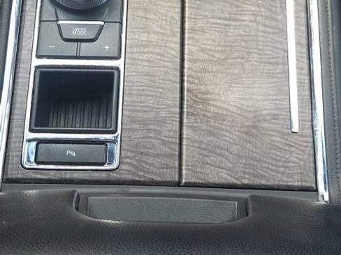 Used 2018 Ford Expedition Max Limited RWD image 36