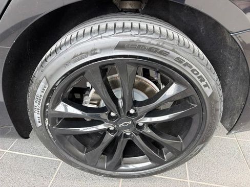 Used 2023 Chevrolet Malibu LT w/ Midnight Edition FWD image 6