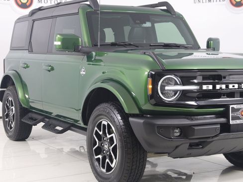 Used 2024 Ford Bronco Outer Banks image 40
